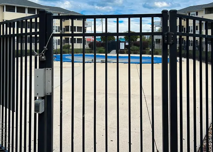 The Palms - 36507 Palm Dr, Unit #2204