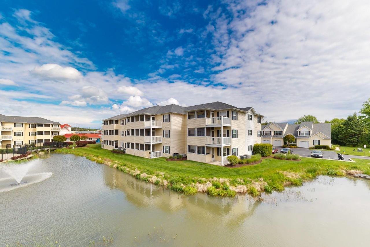 The Palms - 36507 Palm Dr, Unit #2204 Apartment *